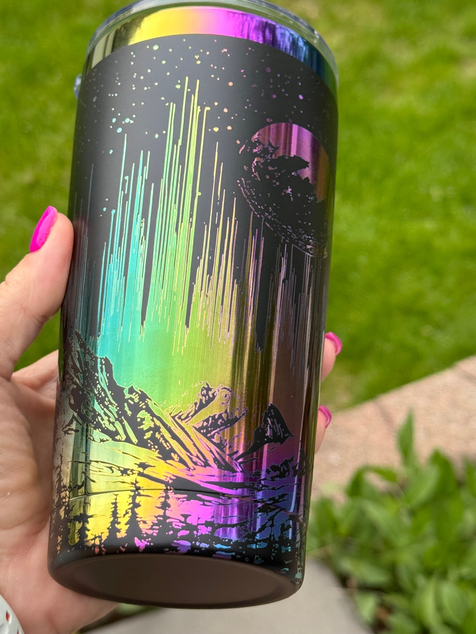 20oz Laser engraved Rainbow Underlay
