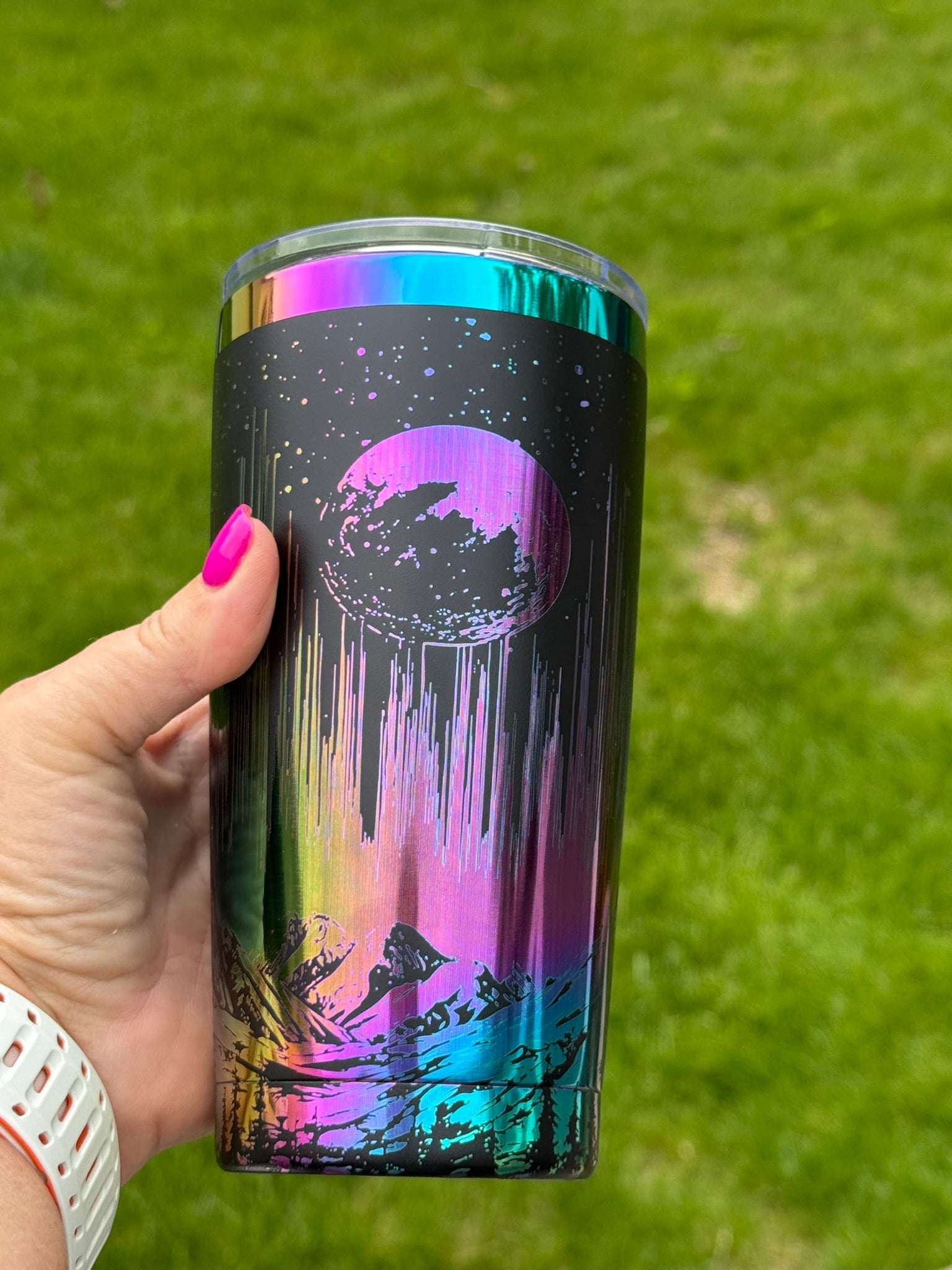 20oz Laser engraved Rainbow Underlay